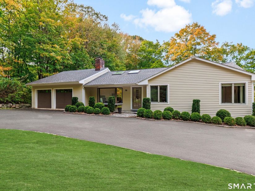 86 Camp Avenue, Darien CT 06820