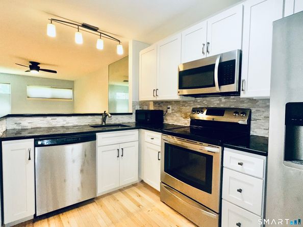 3699 Broadbridge Avenue 112, Stratford CT 06614