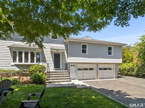 9 Deluca Drive, Greenwich CT 06807