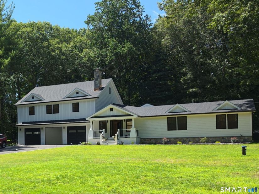 203 Wildflower Lane, Fairfield CT 06824