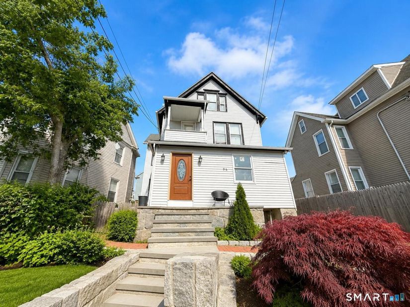 98 Huntington Road, Bridgeport CT 06608