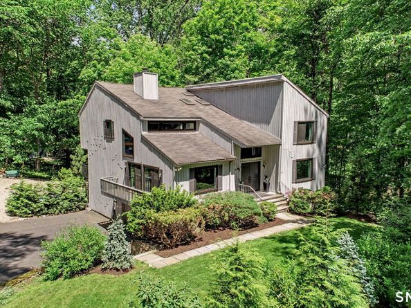 80 E Ridge Road, Stamford CT 06903