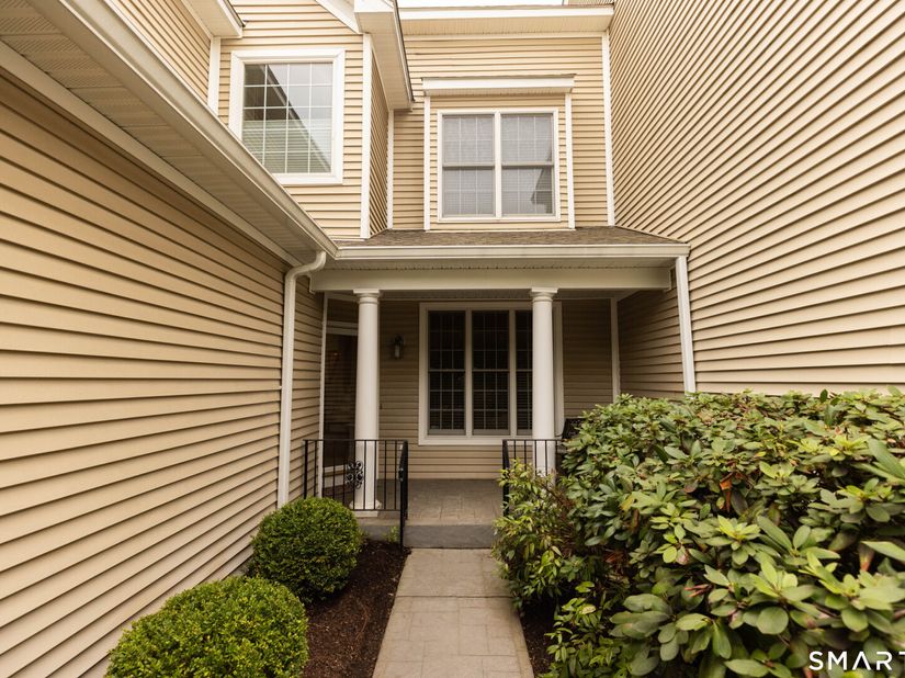 108 Imperial Court 108, Trumbull CT 06611