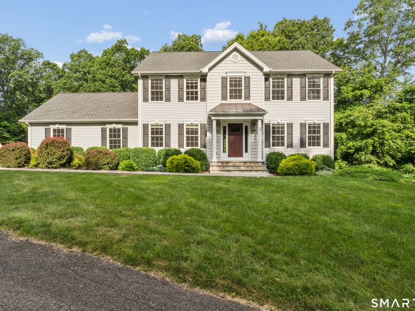 27 Nashville Rd Extension, Bethel CT 06801