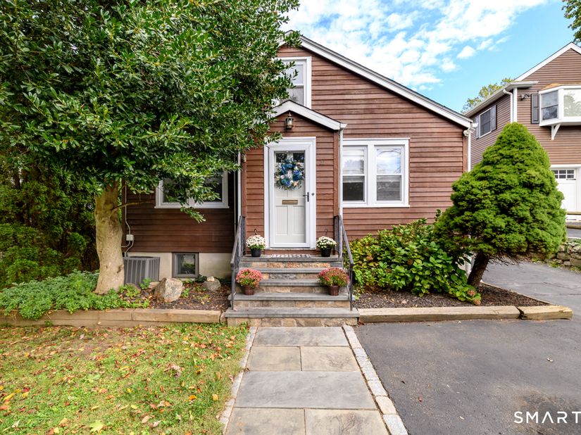 21 Parallel Street, Norwalk CT 06850