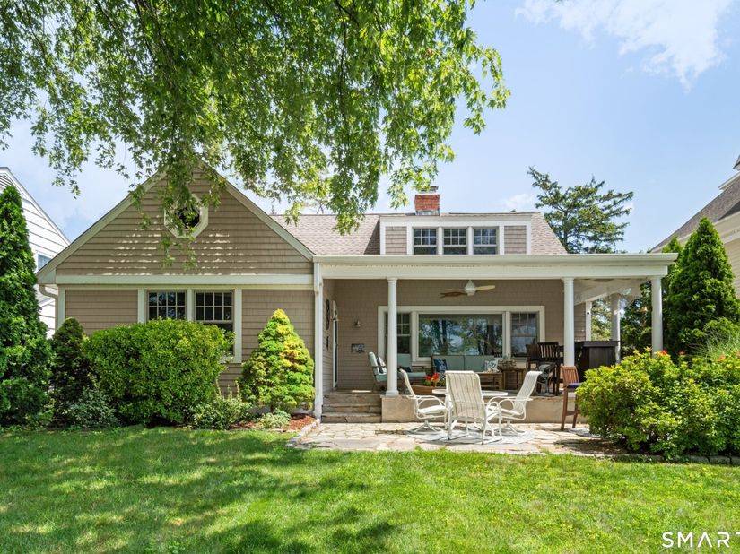 4 Seaside Place, Norwalk CT 06855