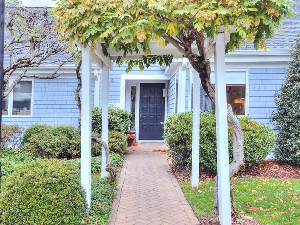 220 Lansdowne 220, Westport CT 06880