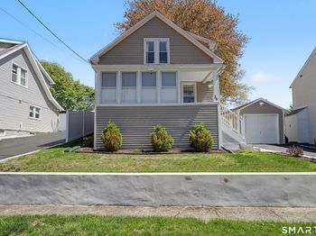 36 Cottage Place