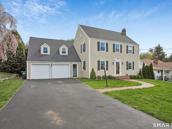 75 Parkway Drive, Trumbull CT 06611