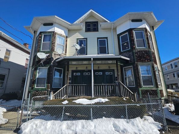 236 Brooks Street 236, Bridgeport CT 06608