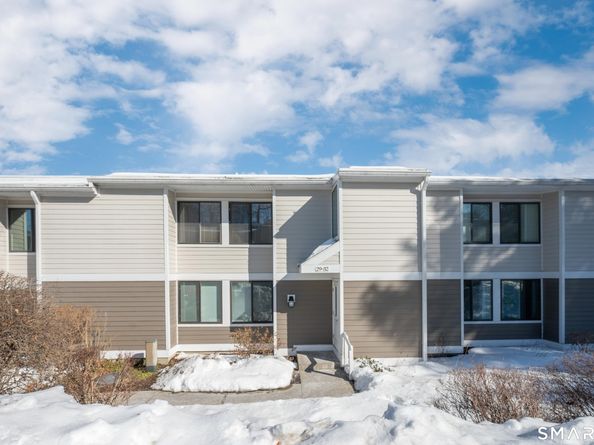 32 Lawson Lane 32, Ridgefield CT 06877