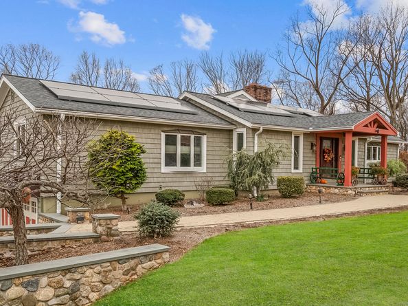 57 Gray Rock Road, Trumbull CT 06611