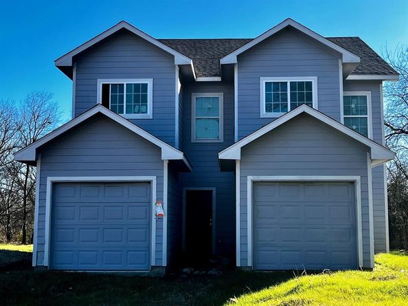 1716 E Powell Avenue , Fort Worth Texas 76104