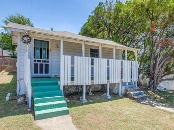 3118  Prospect Avenue 