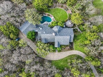 1075  Mobley Road 