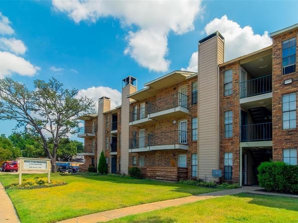 9520  Royal Lane  317, Dallas Texas 75243