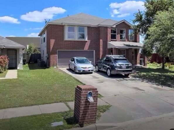 208  Dakota Ridge Drive , Fort Worth Texas 76134