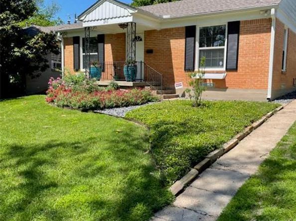 6911 E Grand Avenue , Dallas Texas 75223