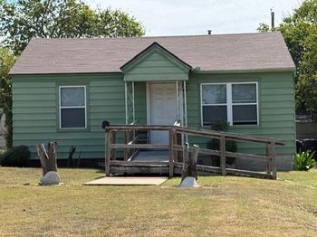 5713  Houghton Avenue 