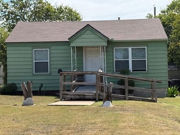 5713  Houghton Avenue , Fort Worth Texas 76107