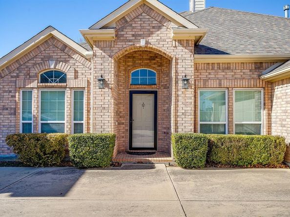 8205  Painted Tree Trail , Fort Worth Texas 76131