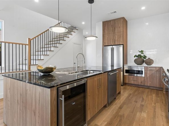 6607  Roper Street , Dallas Texas 75209