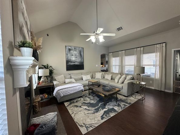 1109  Appalachian Lane , Savannah Texas 76227