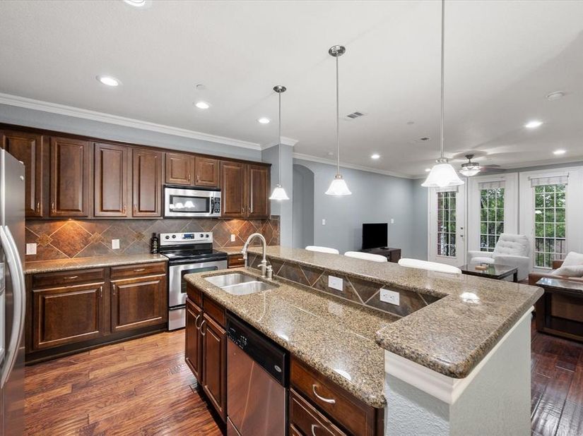 950  Henderson Street  1200, Fort Worth Texas 76102