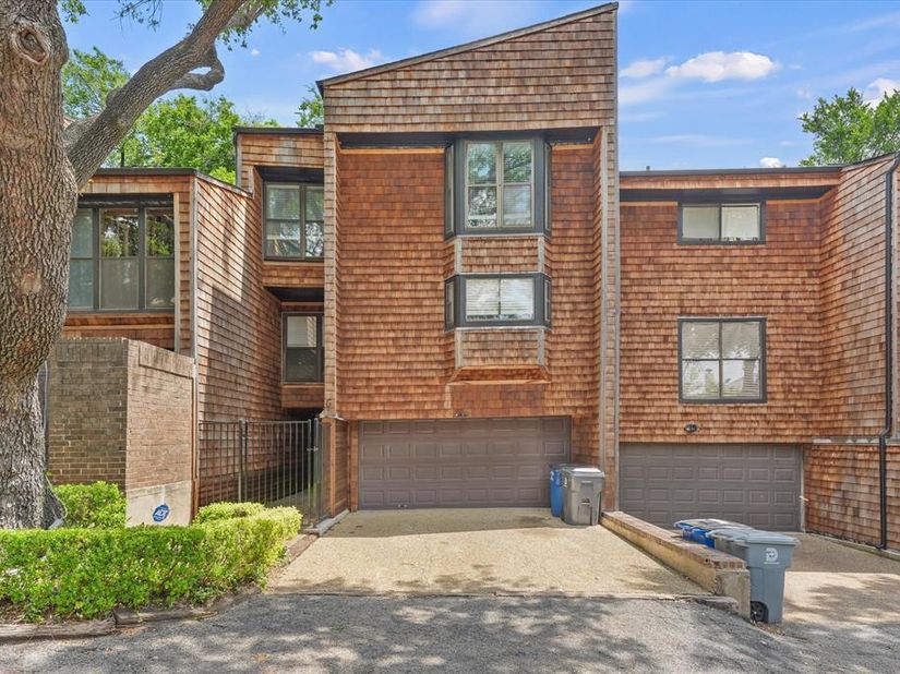7418  Fair Oaks Avenue  G, Dallas Texas 75231