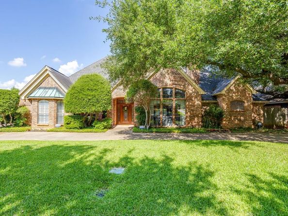 2006  Lake Country Drive , Arlington Texas 76012