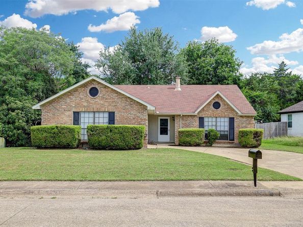 620  Nora Lane , DeSoto Texas 75115