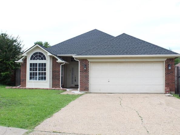 961  Grasswood Court , Arlington Texas 76017
