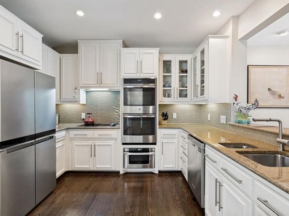 4122  La Place Drive , Dallas Texas 75220