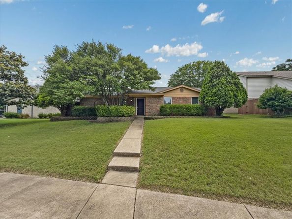 1908  Clemson Drive , Richardson Texas 75081
