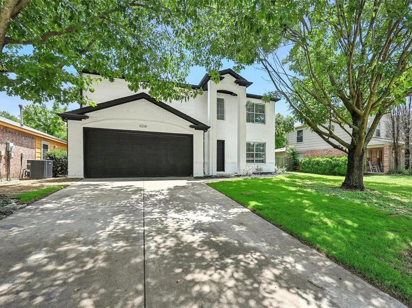 6218  Everglade Road , Dallas Texas 75227