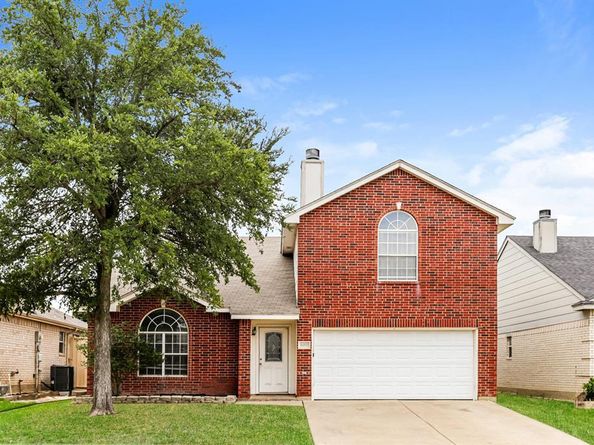 8959  Rushing River Drive , Fort Worth Texas 76118