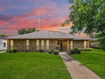 8709  Forest Green Drive 