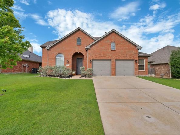 2210  Hillary Trail , Mansfield Texas 76063