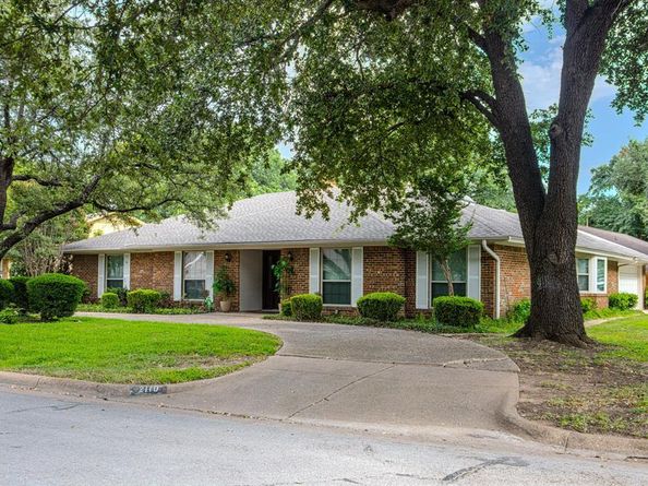 2110  Juanita Drive , Arlington Texas 76013