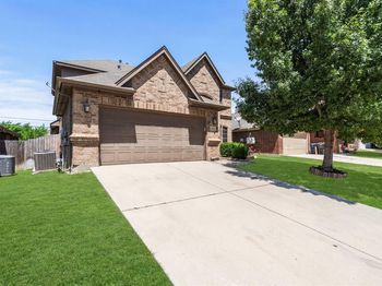 6137  Redear Drive 