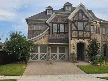 620  Oglethorpe Lane 