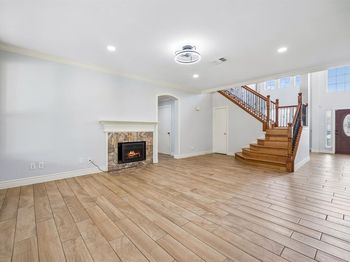 4512  Stone Mountain Drive 