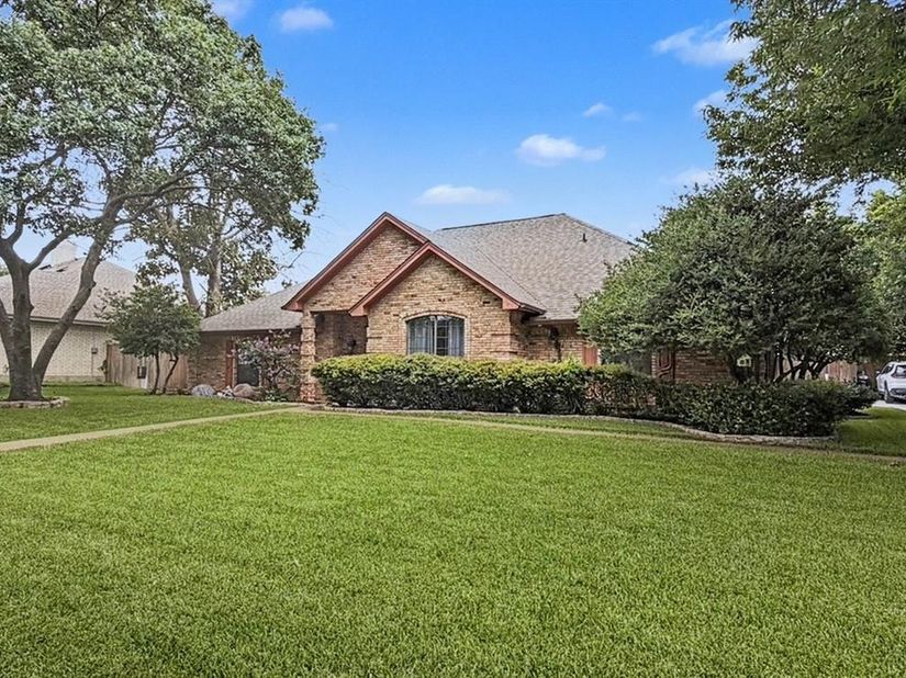3658  Snow Creek Drive , Fort Worth Texas 76008