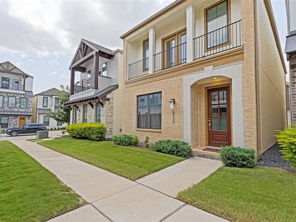 8117  Radnor Road , Dallas Texas 75231