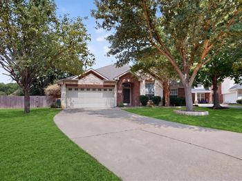 2420  Bent Trail 