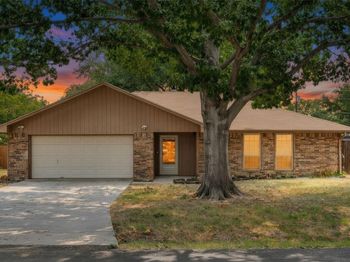 1909  Oak Hill Drive 
