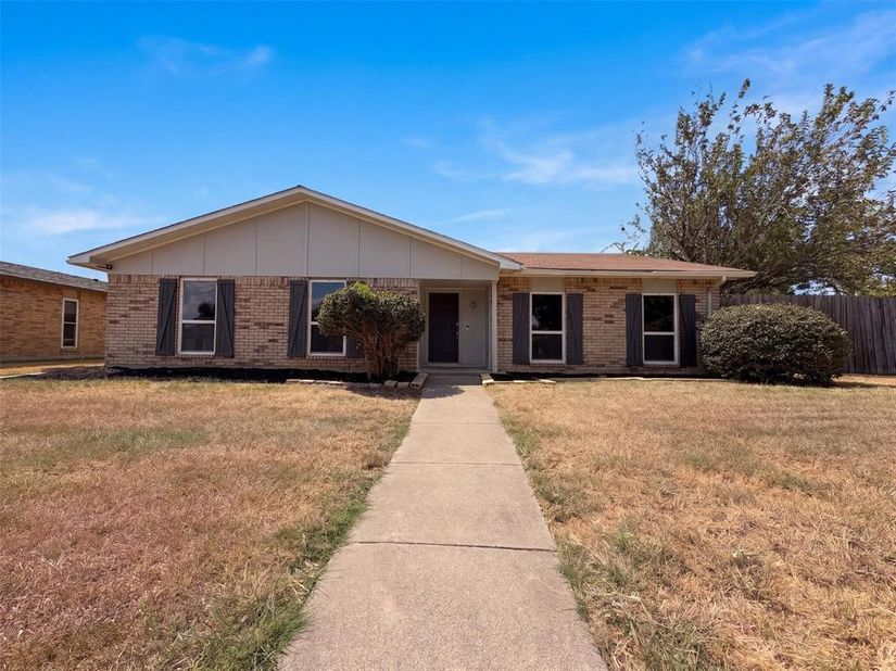 2002  Wilderness Trail , Grand Prairie Texas 75052