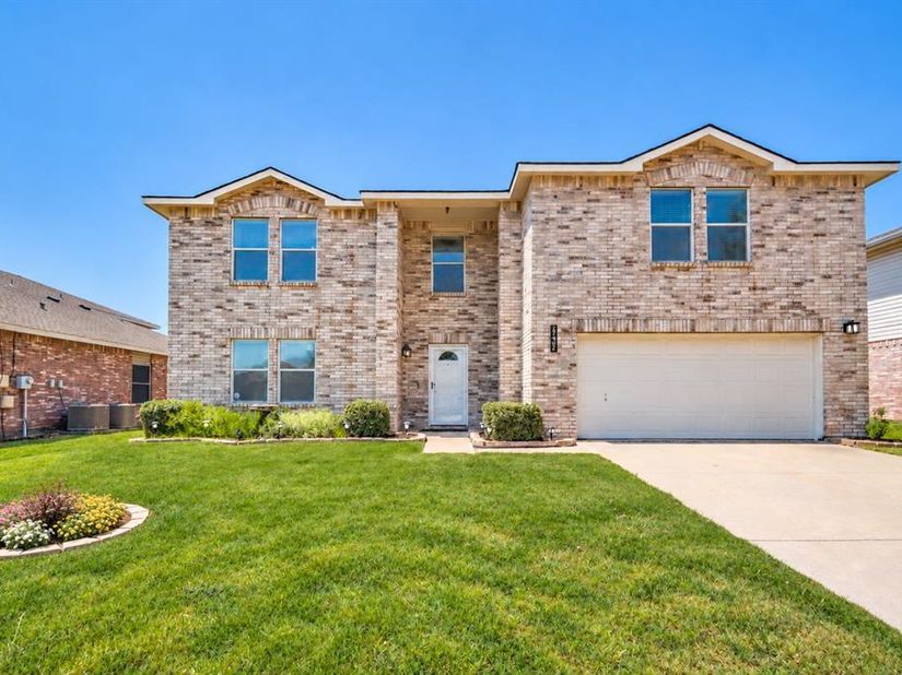 7612  Mosspoint Court , Denton Texas 76210
