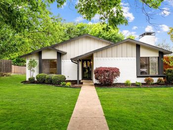 1453  Saint Patrick Drive 