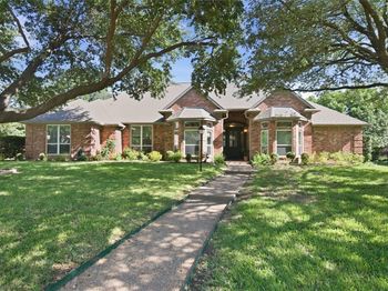 2702  Cottonwood Lane 